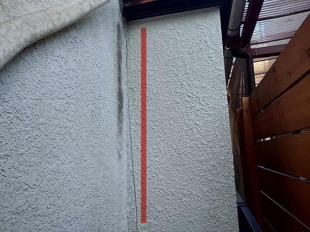 入間市小谷田にて雨漏れを引き起こしている出窓を補修・塗装工事